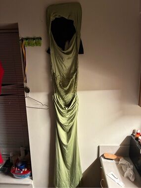Cichic off shoulder soft stretch ruched pregnancy gowns green